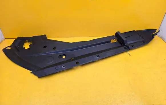 Audi e-tron Engine bonnet/hood lock trim molding 4KE805283 4KE821941