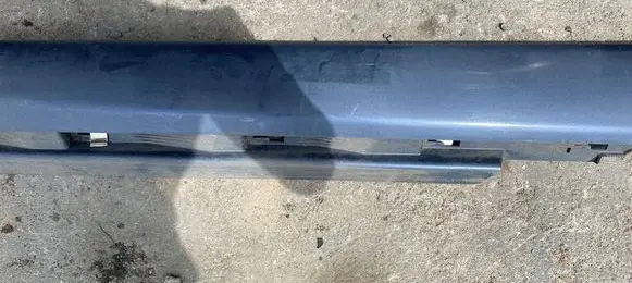 Volvo V40 Sill