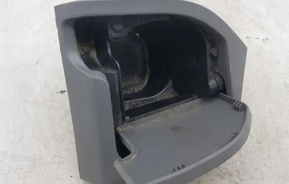 Nissan X-Trail T31 Cup holder back 68430JG00A