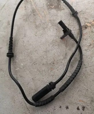 BMW 7 F01 F02 F03 F04 ABS brake wheel speed sensor 678209902