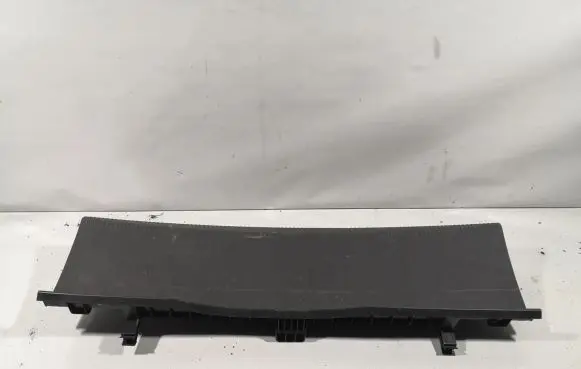 Trunk/boot sill cover protection