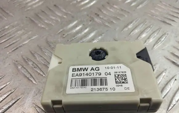 BMW 5 F10 F11 Aerial antenna filter 9140179