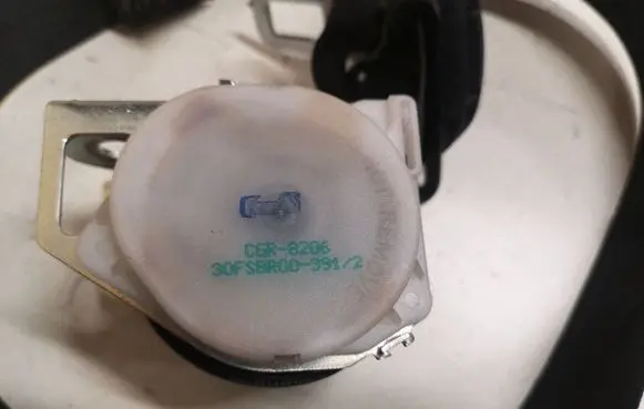 Opel Zafira A Rear seatbelt 05060001 90580901