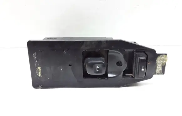 Volvo V70 Electric window control switch 30658147