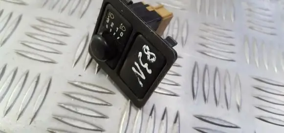 Nissan Almera Headlight level height control switch