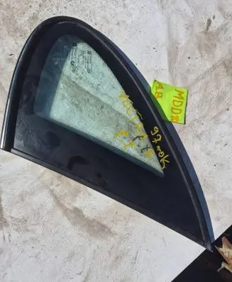 Opel Vectra B Rear side window 43R00048