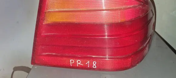 Mercedes-Benz E W210 Rear/tail lights 197042R