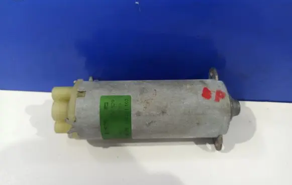 Volvo XC60 Seat adjustment motor 8621419 198391103