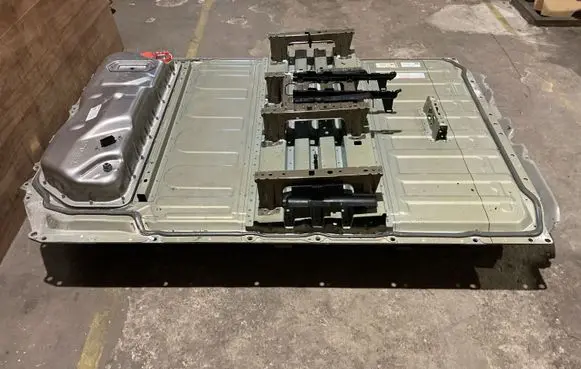 Tesla Model Y Hybrid / electric car battery 1733002D0C GFB2326400092T 1647132D1J