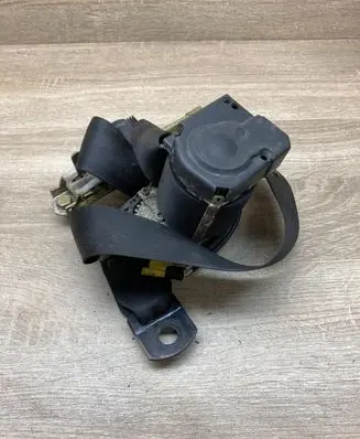 Mercedes-Benz ML W163 Front seatbelt A1638603085 33003480