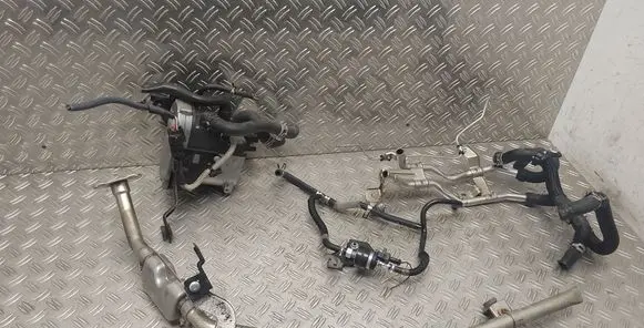 Toyota RAV 4 (XA40) Auxiliary pre-heater (Webasto) 