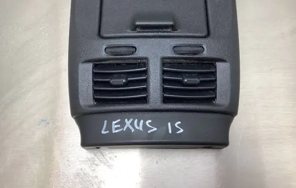 Lexus IS 220D-250-350 Rear air vent grill 5886053010 53010 58944