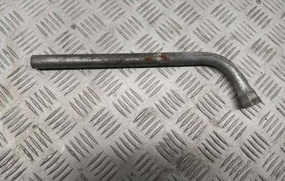 Audi Q7 4L Wheel nut wrench 7L0012219