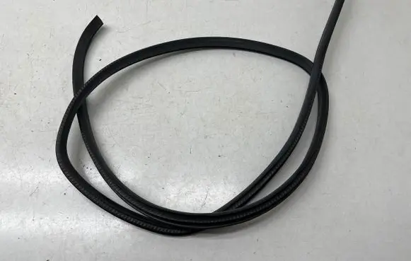 Subaru Crosstrek III Rubber seal rear door 63572FN10A 63572FN000