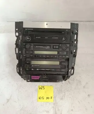 Volkswagen PASSAT B5.5 Radio/CD/DVD/GPS head unit VWZ5Z8A3118533