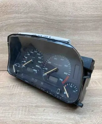 Volkswagen Golf III Speedometer (instrument cluster) 1H0919033E