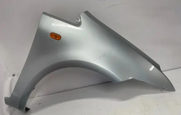 Ford Focus C-MAX Fender