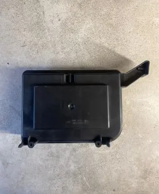 Jeep Cherokee III KJ Vacuum air tank 55037536AB 33321A001