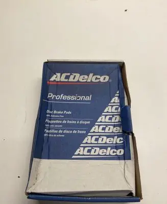 Chevrolet Camaro Brake pads (front) 19336654 17D1474M 122617Q