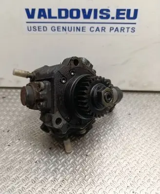Opel Movano B Fuel injection high pressure pump 0445010250 8201045496 5783801