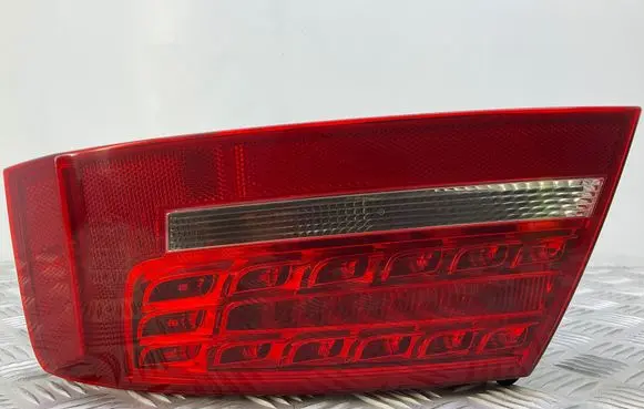 Audi A5 8T 8F Rear/tail lights 8T0945096D