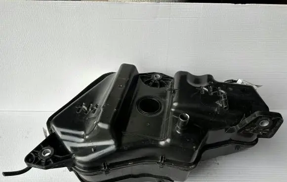 Ford Kuga III AdBlue liquid reservoir 