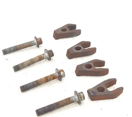 Chrysler Voyager Fuel Injector clamp holder