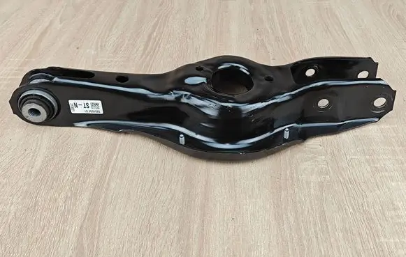 BMW 4 G22 G23 G24 G26 Rear upper control arm/wishbone 6884694