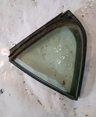 Lexus IS 220D-250-350 Rear vent window glass AS2