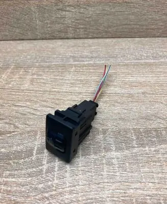 Toyota Yaris Headlight level height control switch 8415200030 WITHPLUG