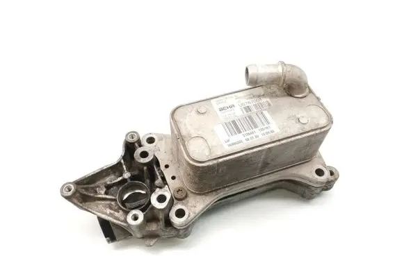Engine oil radiator