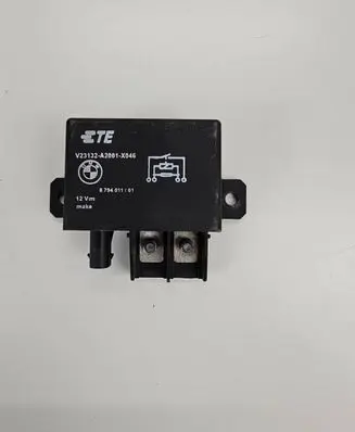 Coolant fan relay