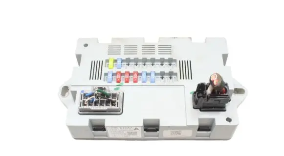 Jaguar XE Fuse module CPLA14Q073AA