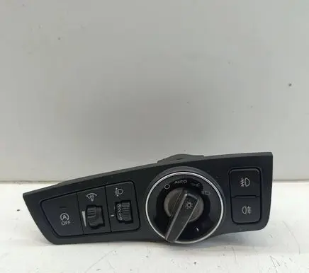 Hyundai i40 Light switch 3D9105100A