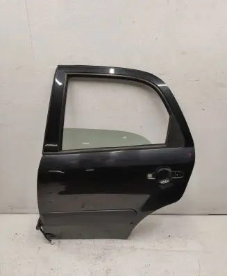 Suzuki SX4 Rear door