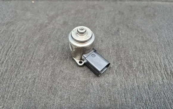 Audi Q7 4L Hydraulic servotronic pressure valve 4F0998317A 8E1998317 8E2998317