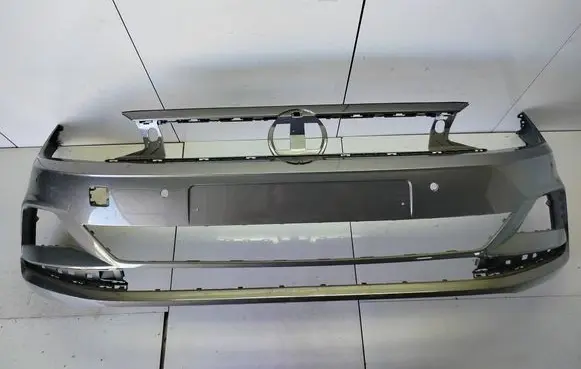 Volkswagen Polo VI Front bumper 2G0807221