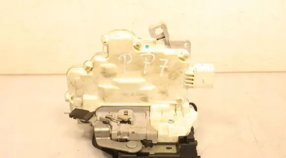 Seat Altea Front door lock