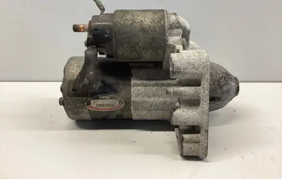 Peugeot 5008 Starter motor 670641
