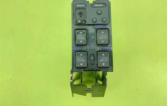 Jaguar XJ X300 Quarter vent window switch DBC11419