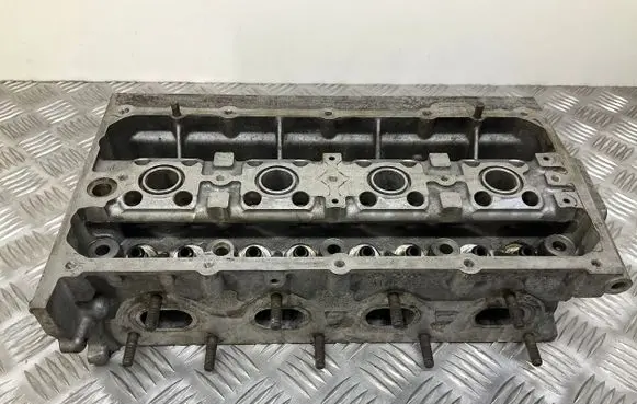 Audi A1 Engine head 03C103358BA