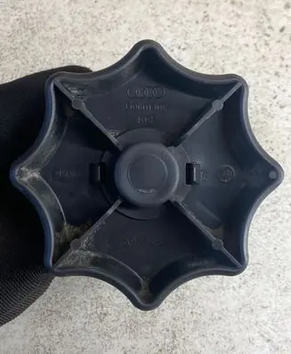 Volkswagen Phaeton Spare wheel bolt 4A0803899