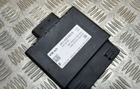 Audi A5 Sportback 8TA Voltage converter/converter module 8K0959663B 8K0959663 111004109