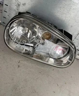 Volkswagen Golf IV Headlight/headlamp
