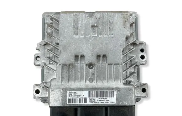 Peugeot 3008 I Engine control unit/module S180075002K 9676761080 9666571380