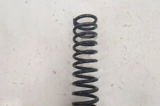 Mercedes-Benz 190 W201 Rear coil spring