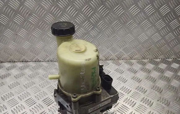 Dacia Sandero Electric power steering pump 4911053358R