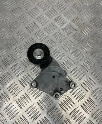 Volvo V60 Generator/alternator belt tensioner 846143 26821105