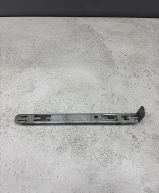 Volvo XC90 Headlight/headlamp mounting bracket 8637182