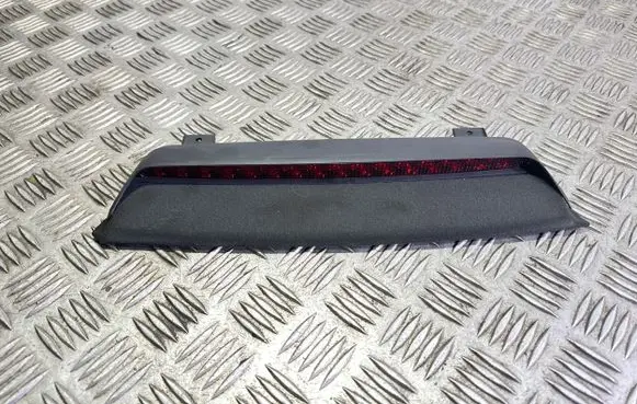 Skoda Superb B5 (3U) Third/center stoplight 1J5945121D 3B5945135C